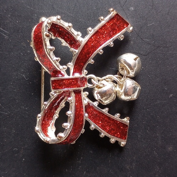Vintage ! Rare Christmas Bow ,Red Sparkle enamel and Silver Brooch - Picture 2 of 3